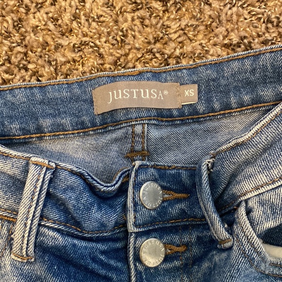Just USA Distressed High Waisted Denim Shorts - Picture 3 of 3